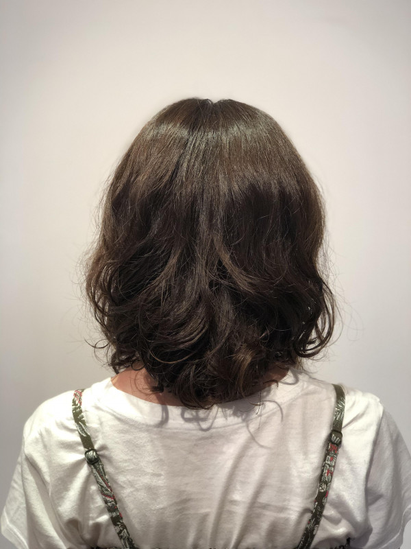 40代でパーマをかける時の気をつけるべきポイント コラム Idea イデア Ray レイ 美容室 エステ アイラッシュ 40代でパーマをかける時の気をつけるべきポイント コラム Idea イデア Ray レイ 美容室 エステ アイラッシュ