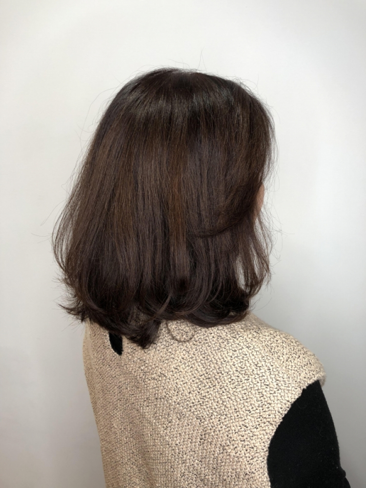 40代女性の髪が細くなる5つの原因とその対策